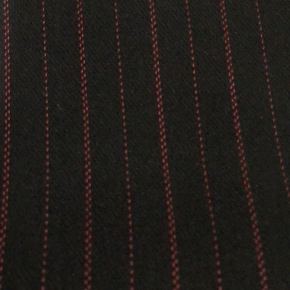 Le Suit Pinstripes Skirt. NWOT - Picture 3 of 4